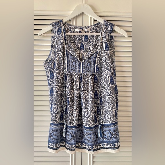 Max Studio Women’s Sleeveless Blue Paisley Design Bohemian w/Tassels Shirt SZ m - Picture 1 of 6